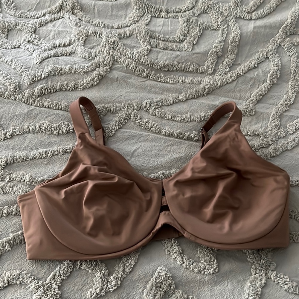 SPANX Nude Brown Underwire Smooth Full Coverage Bra